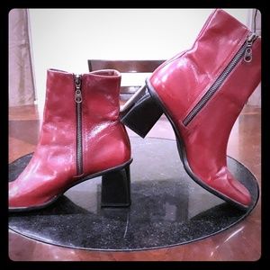 Nine west Zippered Booties